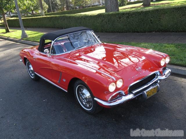 1962-chevrolet-corvette-043.jpg