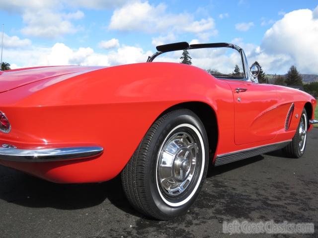 1962-chevrolet-corvette-094.jpg