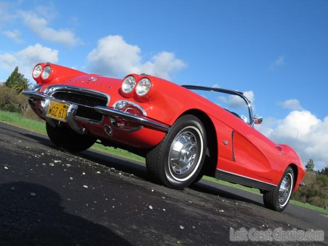 1962-chevrolet-corvette-272.jpg