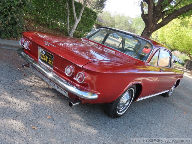 1963-corvair-monza-900-coupe-180.jpg