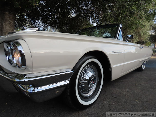 1964-ford-thunderbird-convertible-048.jpg