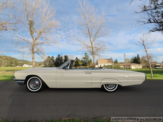 1964-ford-thunderbird-convertible-153.jpg