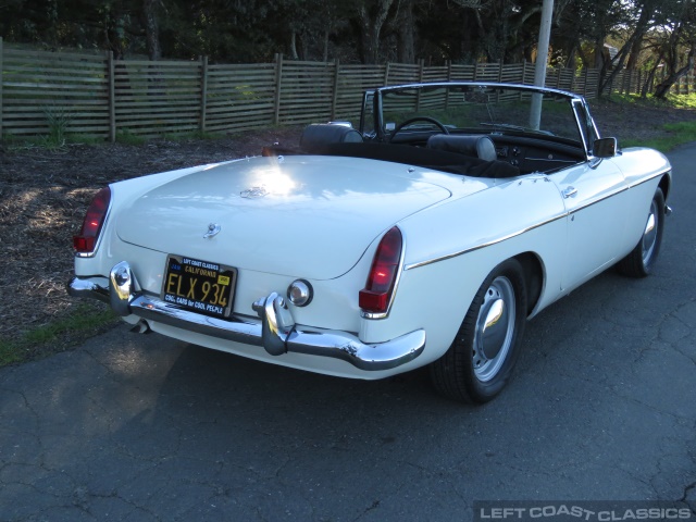 1964-mgb-roadster-030.jpg