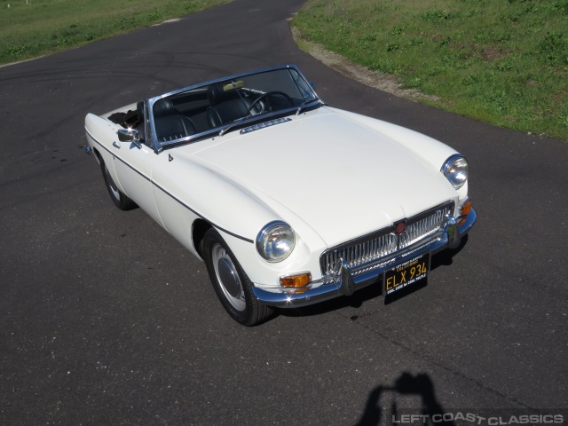 1964-mgb-roadster-039.jpg