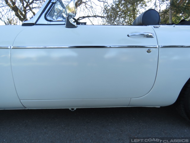 1964-mgb-roadster-083.jpg