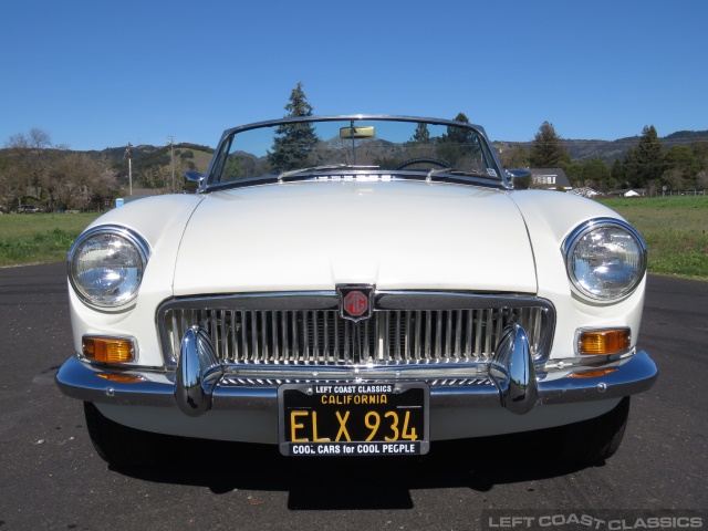 1964-mgb-roadster-156.jpg