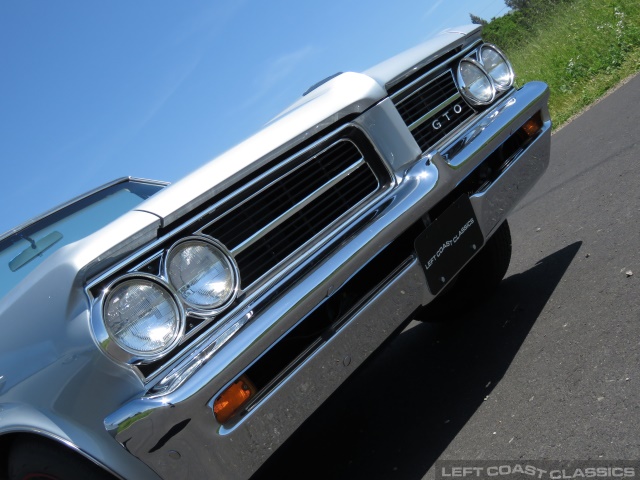 1964-pontiac-gto-convertible-050.jpg