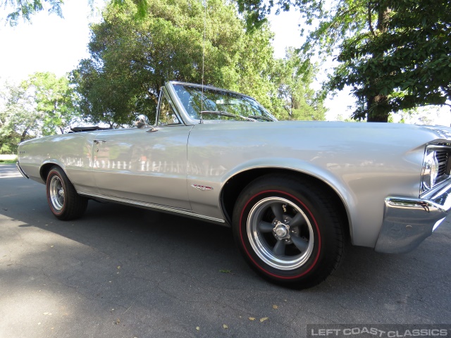 1964-pontiac-gto-convertible-068.jpg