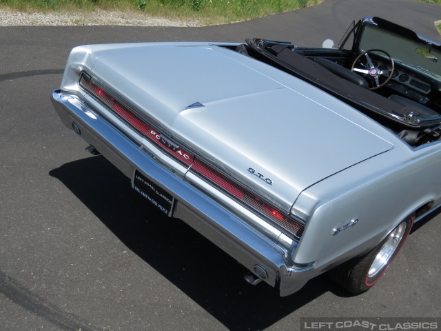 1964-pontiac-gto-convertible-107.jpg