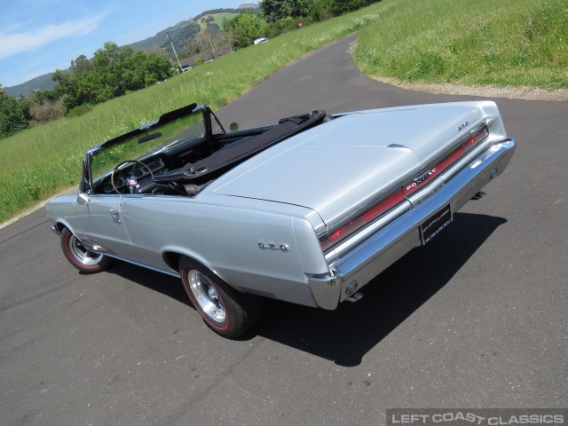 1964-pontiac-gto-convertible-218.jpg