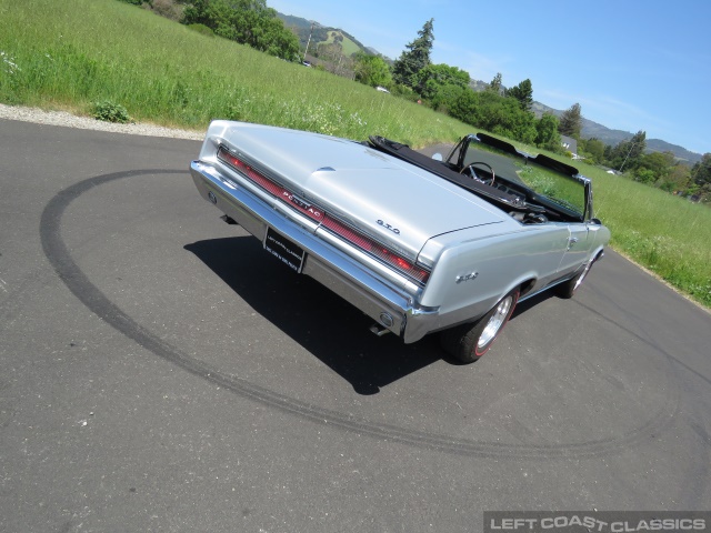 1964-pontiac-gto-convertible-220.jpg