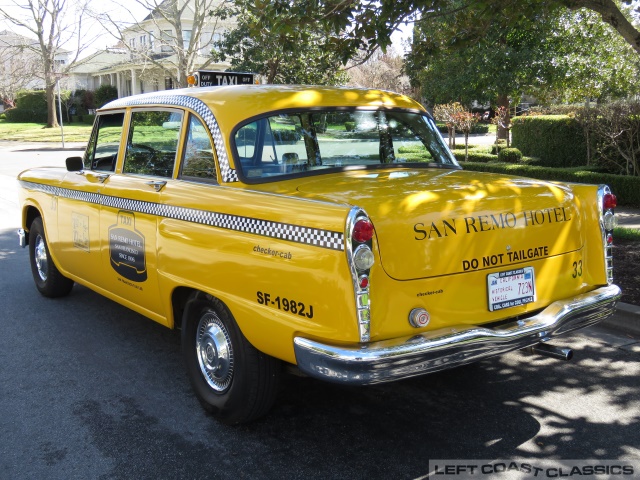 1965-checker-marathon-taxi-016.jpg