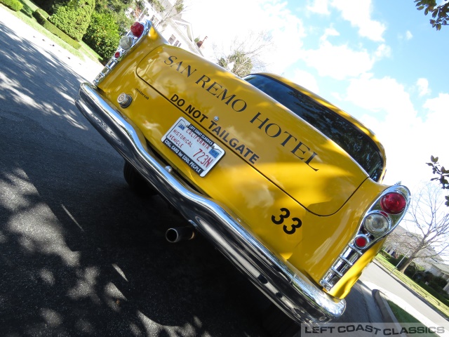 1965-checker-marathon-taxi-055.jpg
