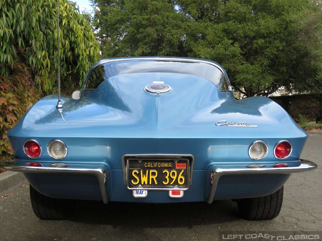 1965-chevy-corvette-c2-011.jpg