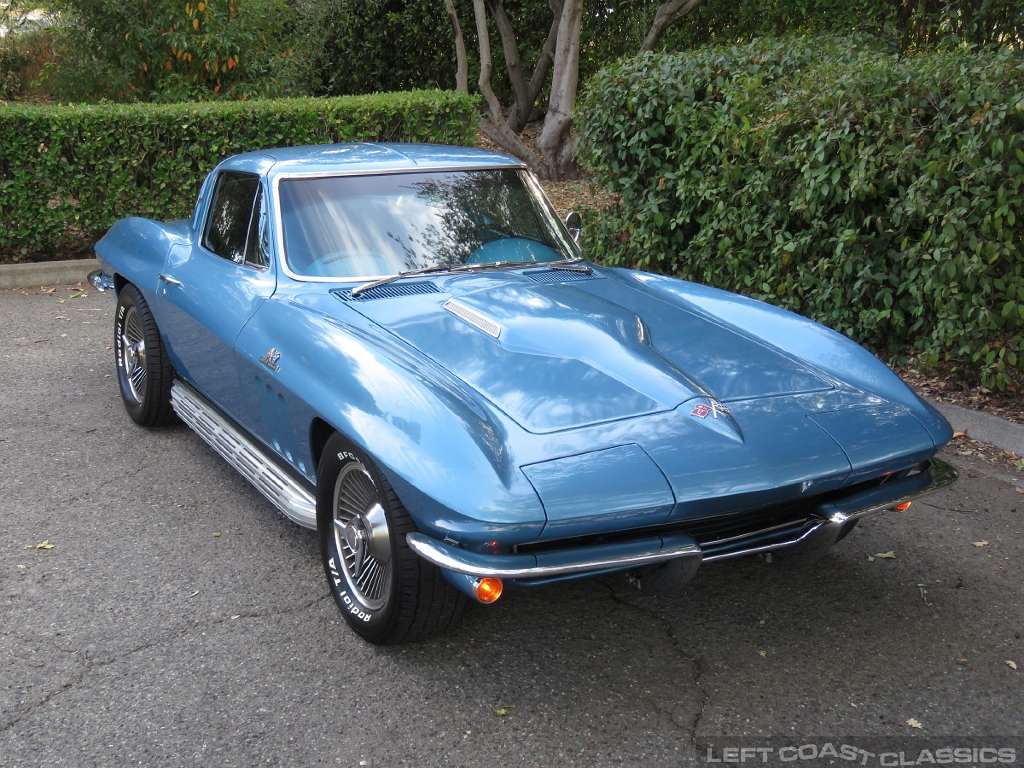 1965-chevy-corvette-c2-021.jpg