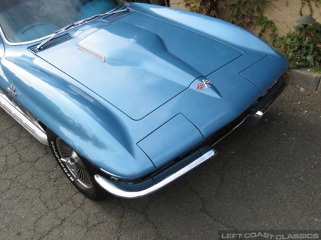 1965-chevy-corvette-c2-066.jpg