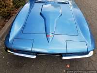 1965-chevy-corvette-c2-067