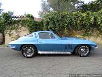 1965-chevy-corvette-c2-161