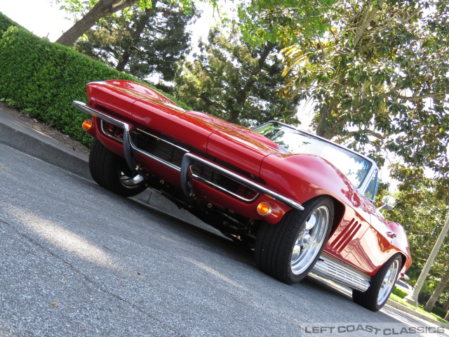 1965-chevrolet-corvette-008.jpg