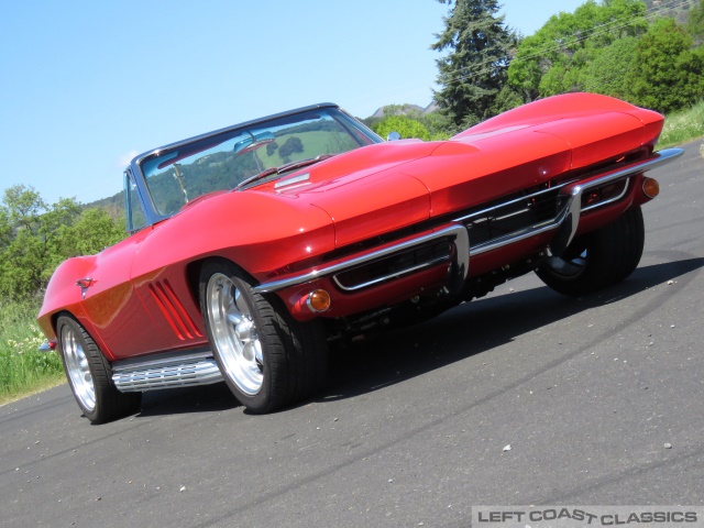 1965-chevrolet-corvette-045.jpg