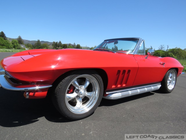 1965-chevrolet-corvette-074.jpg