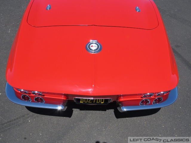 1965-chevrolet-corvette-094.jpg