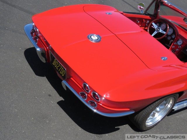 1965-chevrolet-corvette-096.jpg