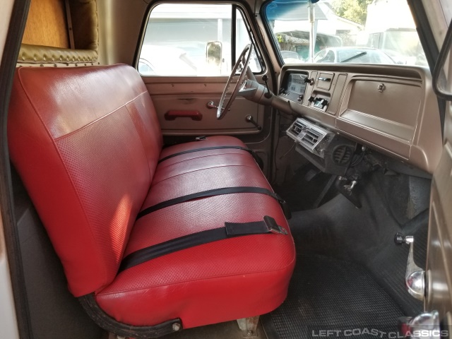 1965-chevrolet-truck-camper-112.jpg