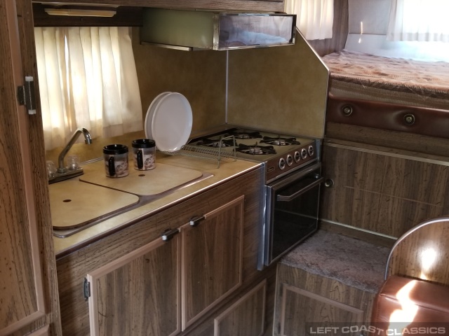 1965-chevrolet-truck-camper-139.jpg