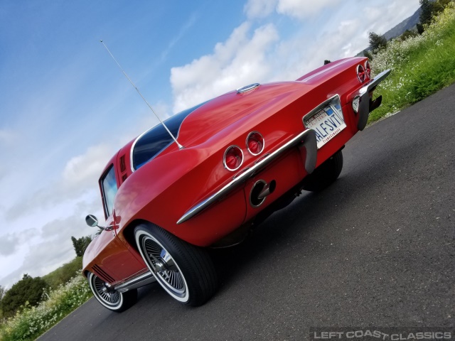 1965-corvette-stingray-006.jpg