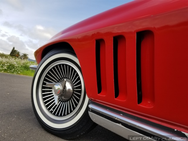 1965-corvette-stingray-032.jpg