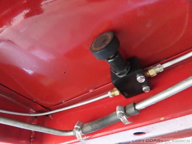 1965-ford-mustang-convertible-218.jpg