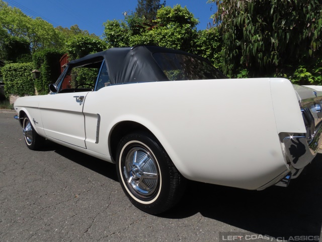 1965-ford-mustang-convertible-063.jpg