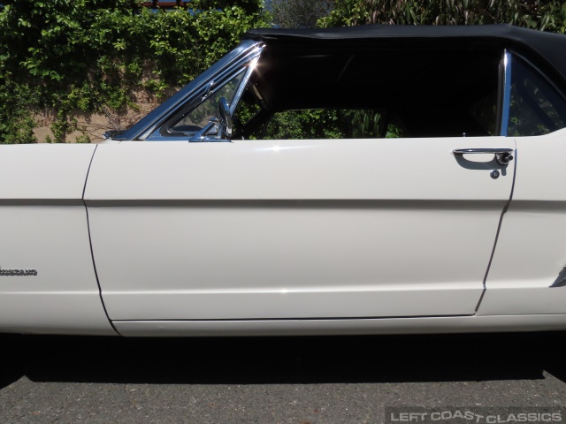 1965-ford-mustang-convertible-075.jpg