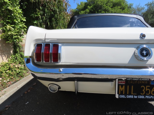 1965-ford-mustang-convertible-077.jpg