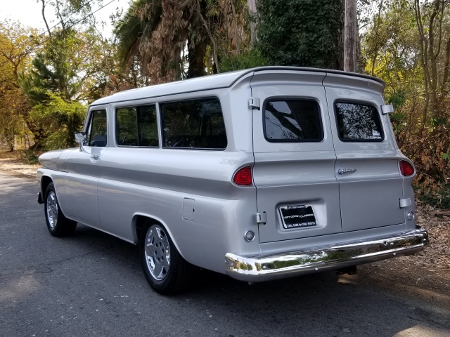 1966-chevrolet-suburban-011.jpg