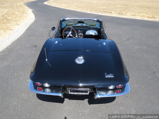 1966-corvette-stingray-026.jpg