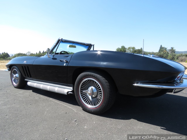 1966-corvette-stingray-062.jpg