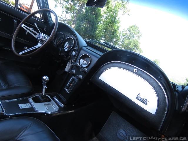 1966-corvette-stingray-126.jpg