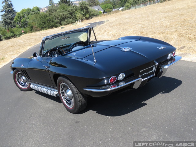 1966-corvette-stingray-192.jpg