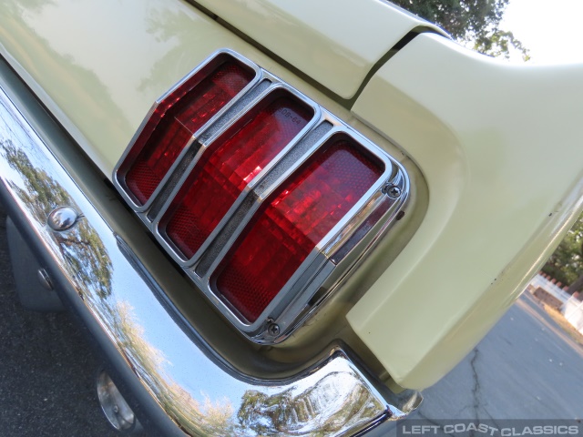 1966-ford-mustang-convertible-043.jpg