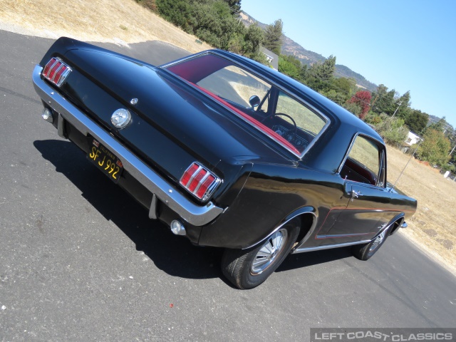 1966-ford-mustang-coupe-020.jpg
