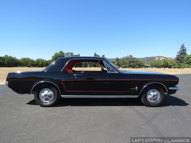 1966-ford-mustang-coupe-158.jpg
