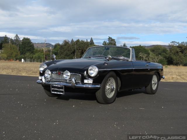 1966-mgb-roadster-008.jpg