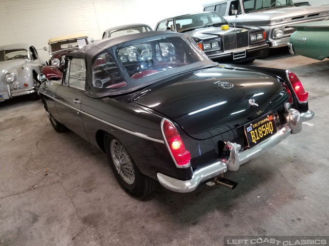 1966-mgb-roadster-019.jpg