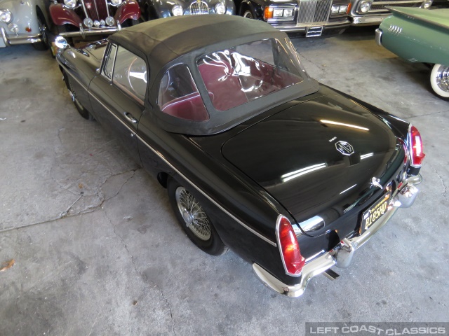 1966-mgb-roadster-020.jpg