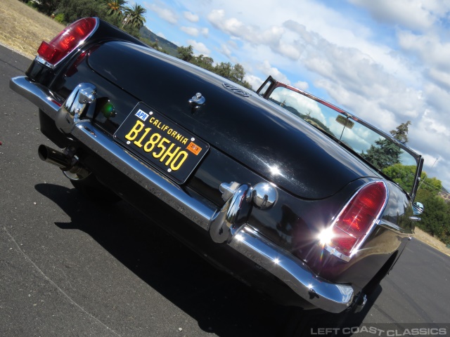 1966-mgb-roadster-058.jpg