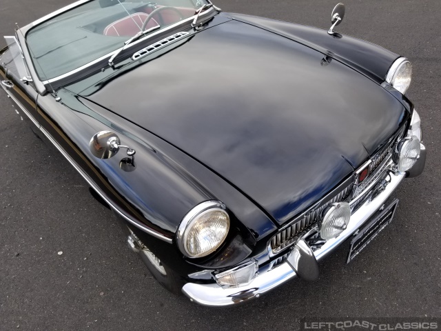 1966-mgb-roadster-100.jpg