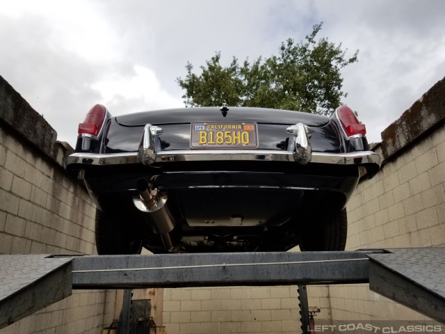 1966-mgb-roadster-154.jpg