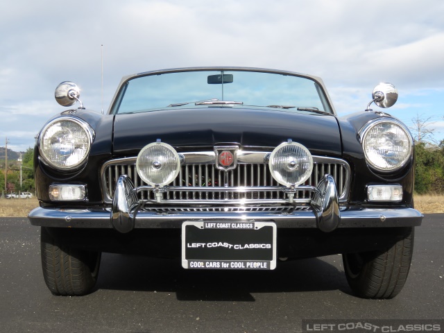 1966-mgb-roadster-167.jpg